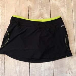 Avia athletic skort women’s size med. EUC